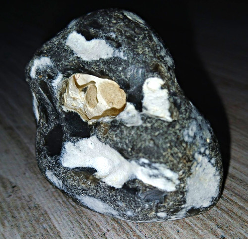 Feuerstein hühnergott mit - /hühnergott,